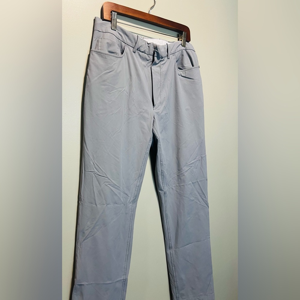 RLX Ralph Lauren Men's Light Gray Golf Pants
Size 34x34 - Picture 2 of 5